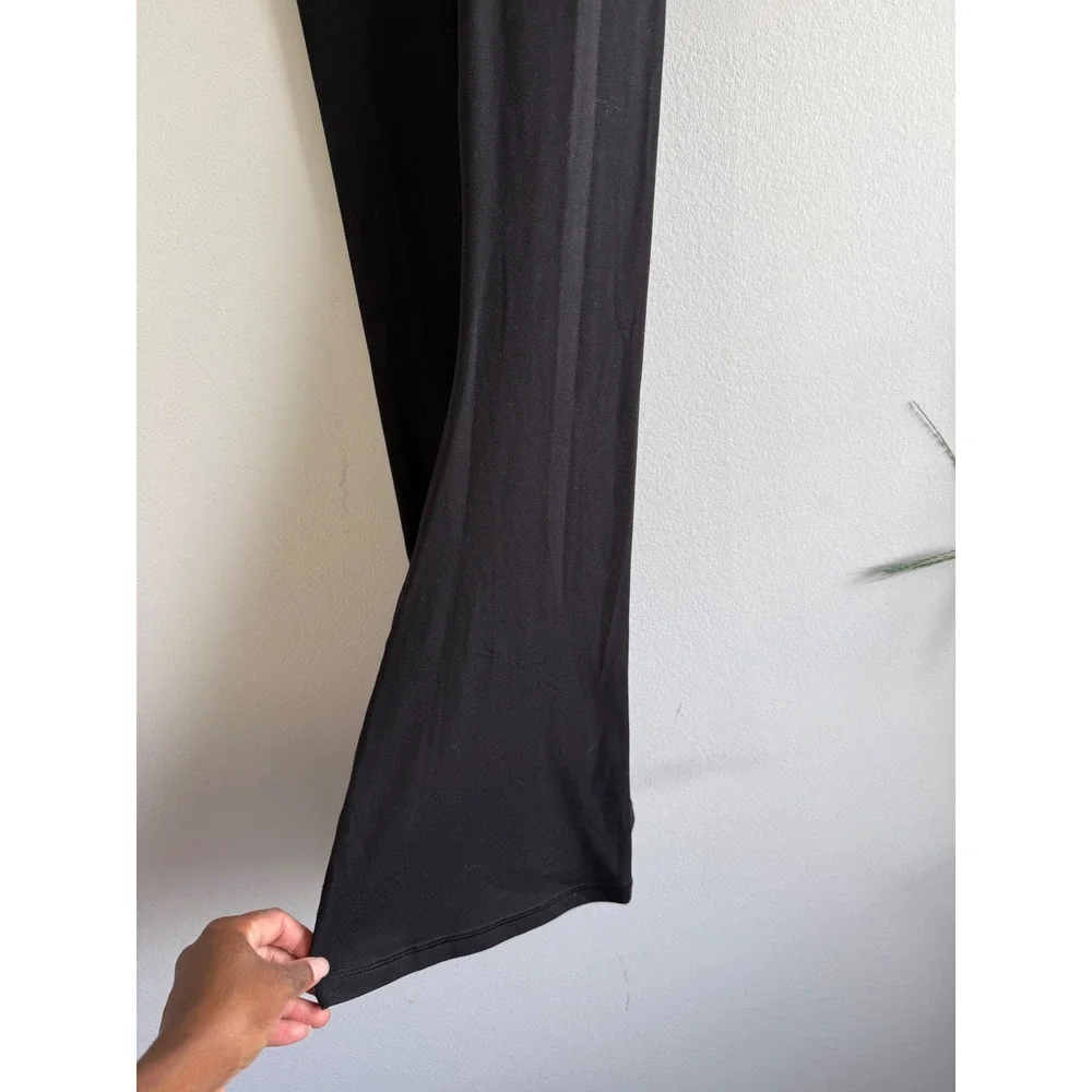 OFFLINE by Aerie Real Me Flare Hi Rise Black Athletic‎ Pants Size S